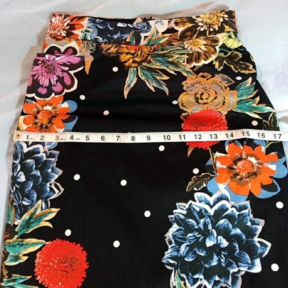 Anthropologie Baraschi pencil skirt - Picture 5 of 5